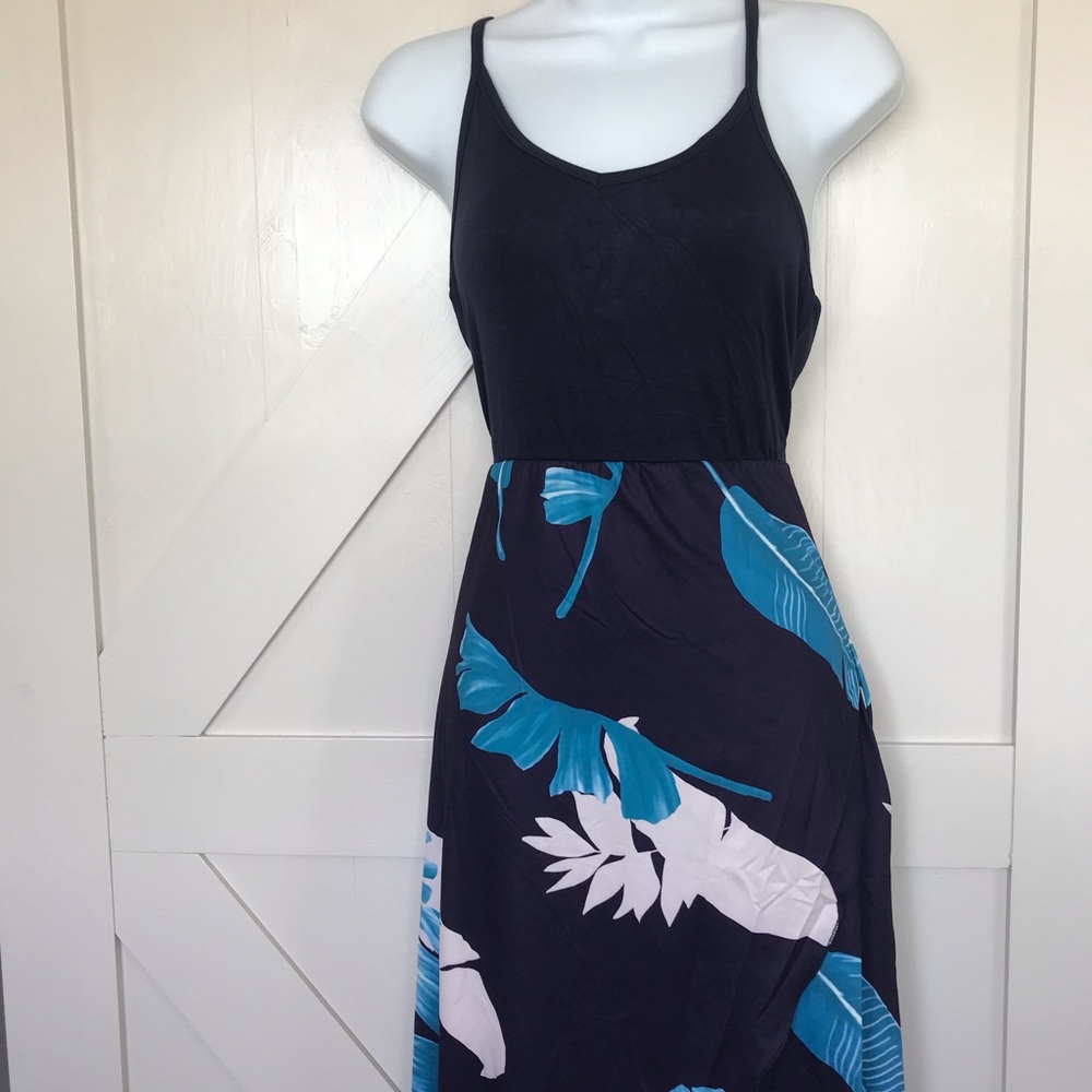 Floral Print Asymmetrical Maxi Dress w Pockets - Picture 5 of 7
